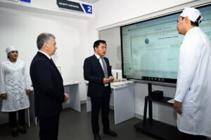 Prezidentimiz tibbiyotni raqamlashtirish va tibbiy ta’limni takomillashtirish rejalari bilan tanishdi